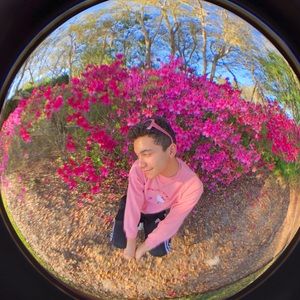 Meet your Posher, Derek